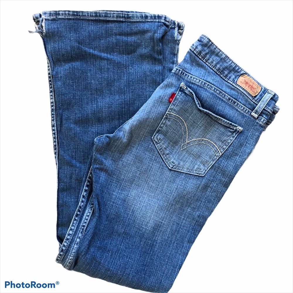 💚Levi’s 518 Super Low Jeans